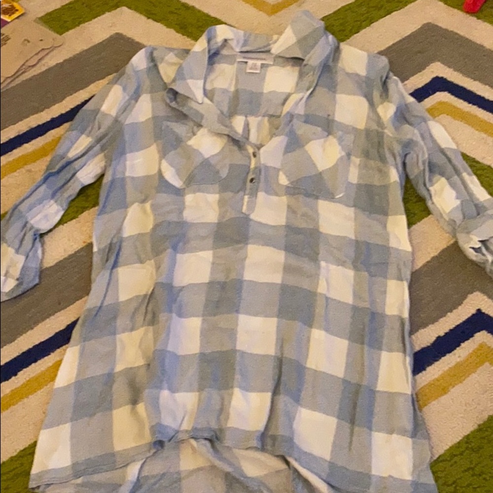 Maternity shirt light blue with white checkers